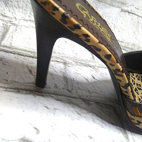 Carlos Santana Cheetah print heel size 9 - Picture 7 of 10